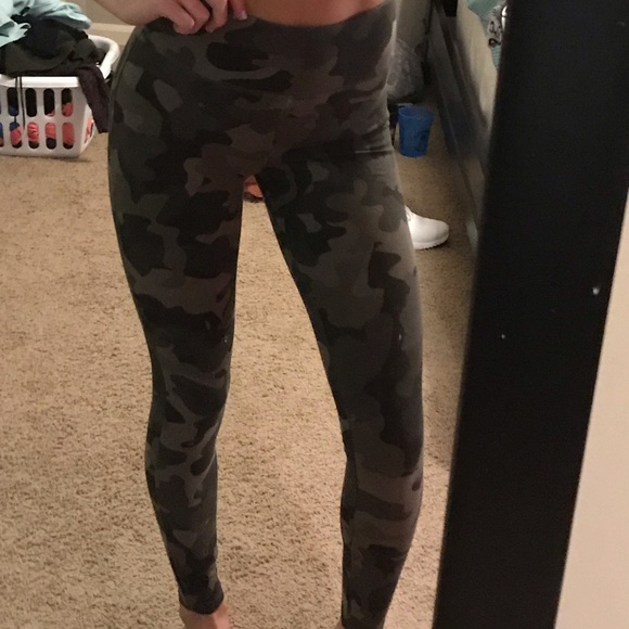 Camo leggings - Picture 2 of 2
